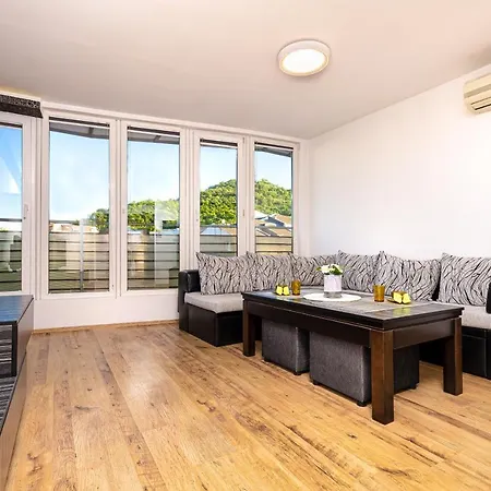 1bd Next To Medical By Flat Mаnager Apartment